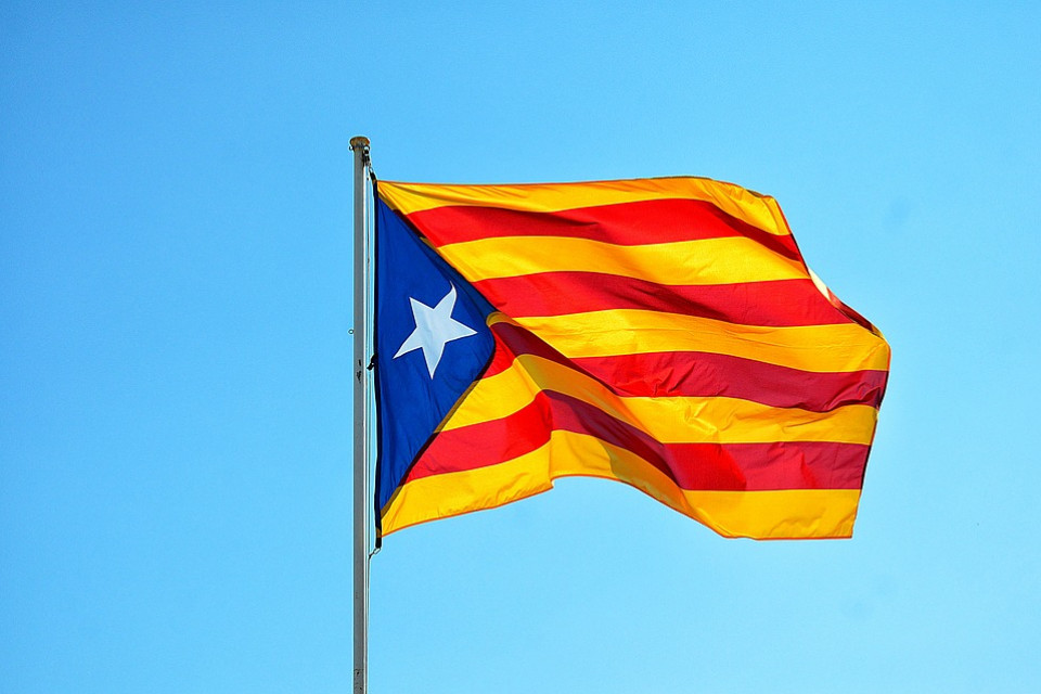 ​Sorprendente efecto del maquillaje en el nacionalismo catalán