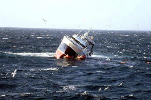 El buque insignia a la deriva