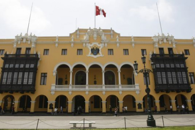 Los servicios públicos locales ¿Gestión pública o privada?