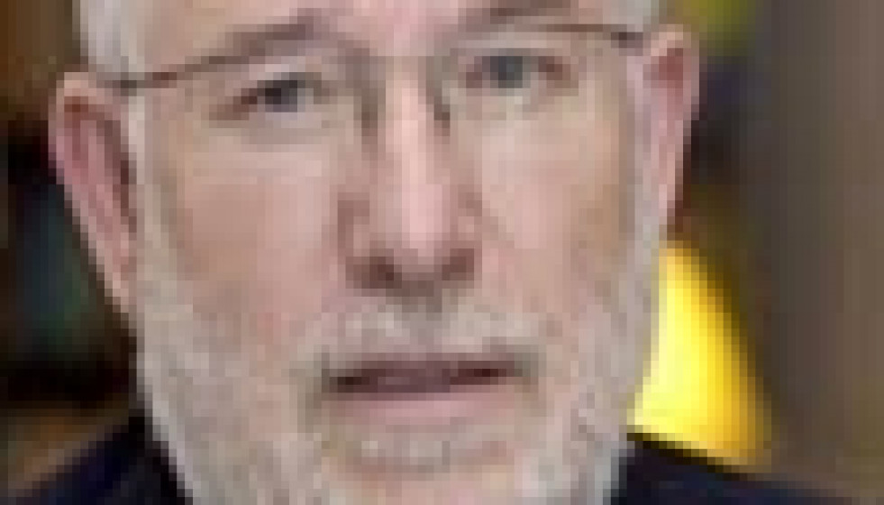 Carlos Berzosa. Catedrático de Economía Aplicada Universidad Complutense